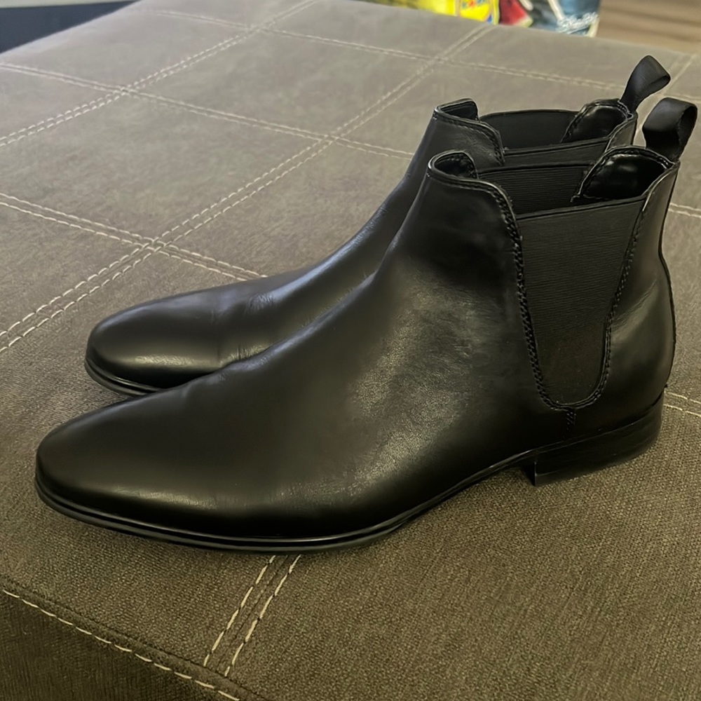 Aldo Leather Chelsea Boots